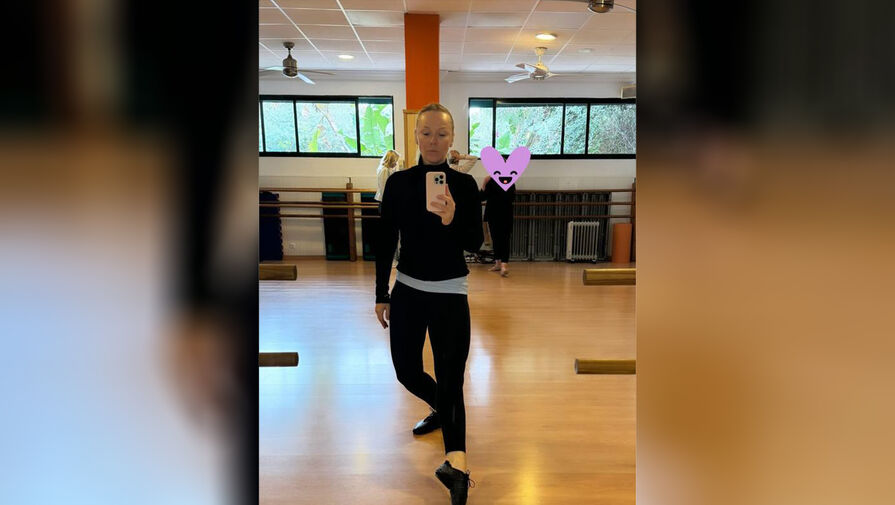 Певица Альбина Джанабаева снялась без макияжа на тренировке